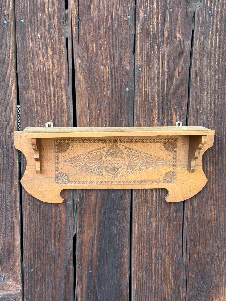 Vintage Wandregal handgeschnitzt, Folk Art Holz