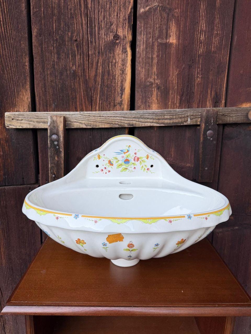 Vintage Waschbecken Faience Belle Époque mit Blumen- und Vogeldekor