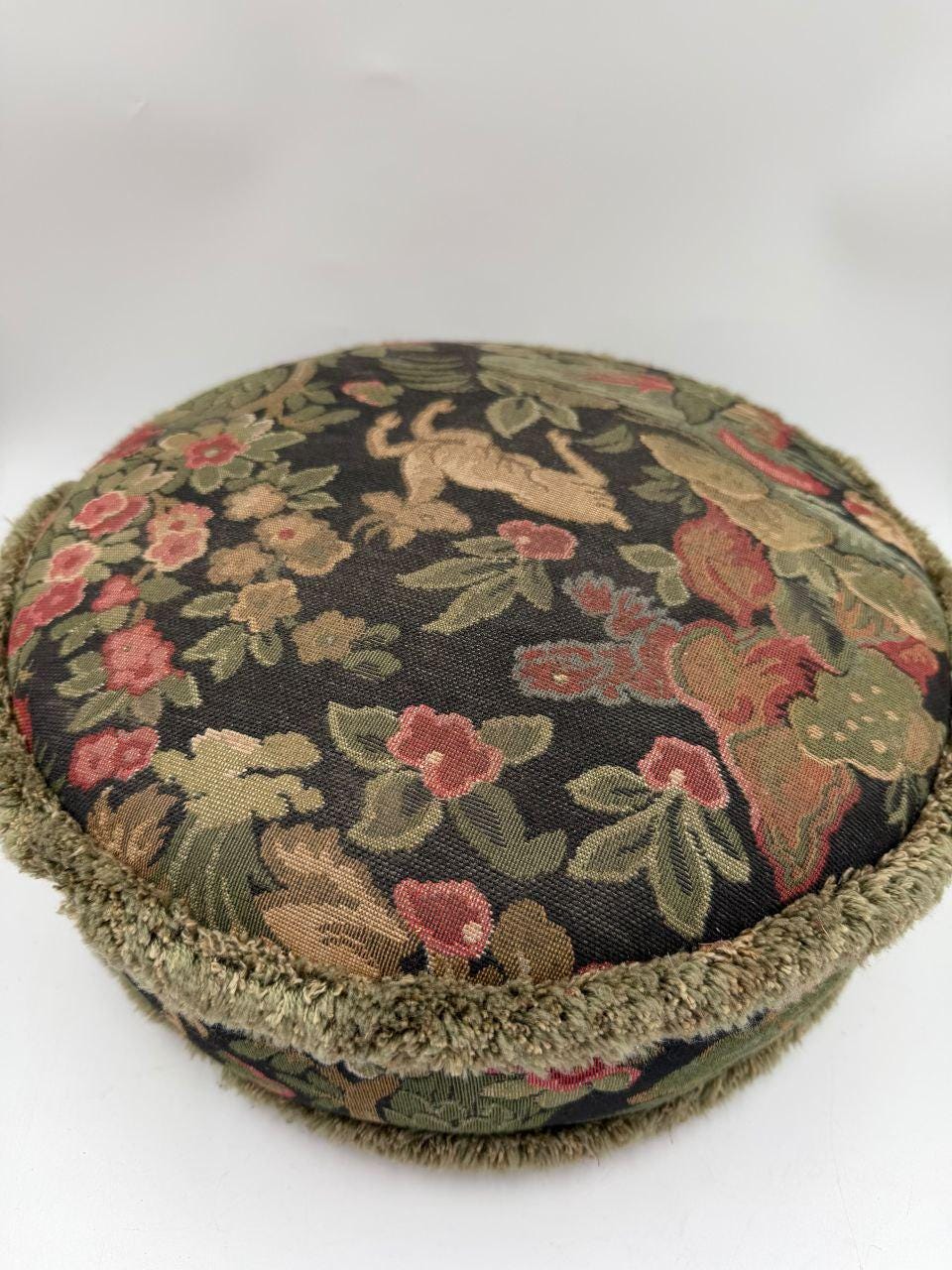 Vintage Fußhocker Gobelin Blumenmuster Rot