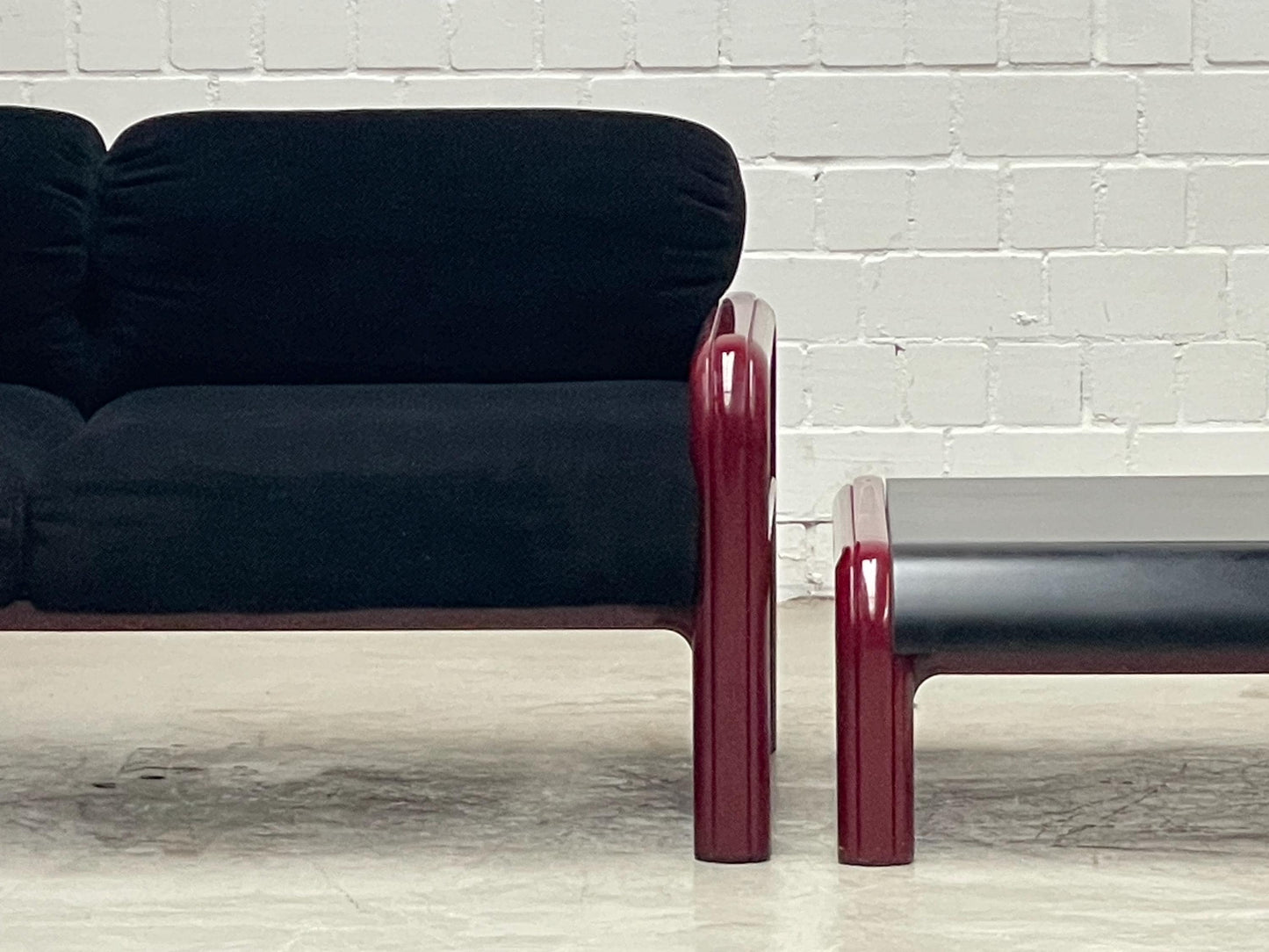 Vintage Sofa "Orsay" von Gae Aulenti für Knoll International mit Couchtisch