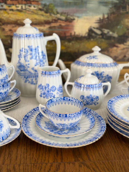 Vintage Kaffee- und Teeservice Porzellan Blau-Weiß für 6 Personen