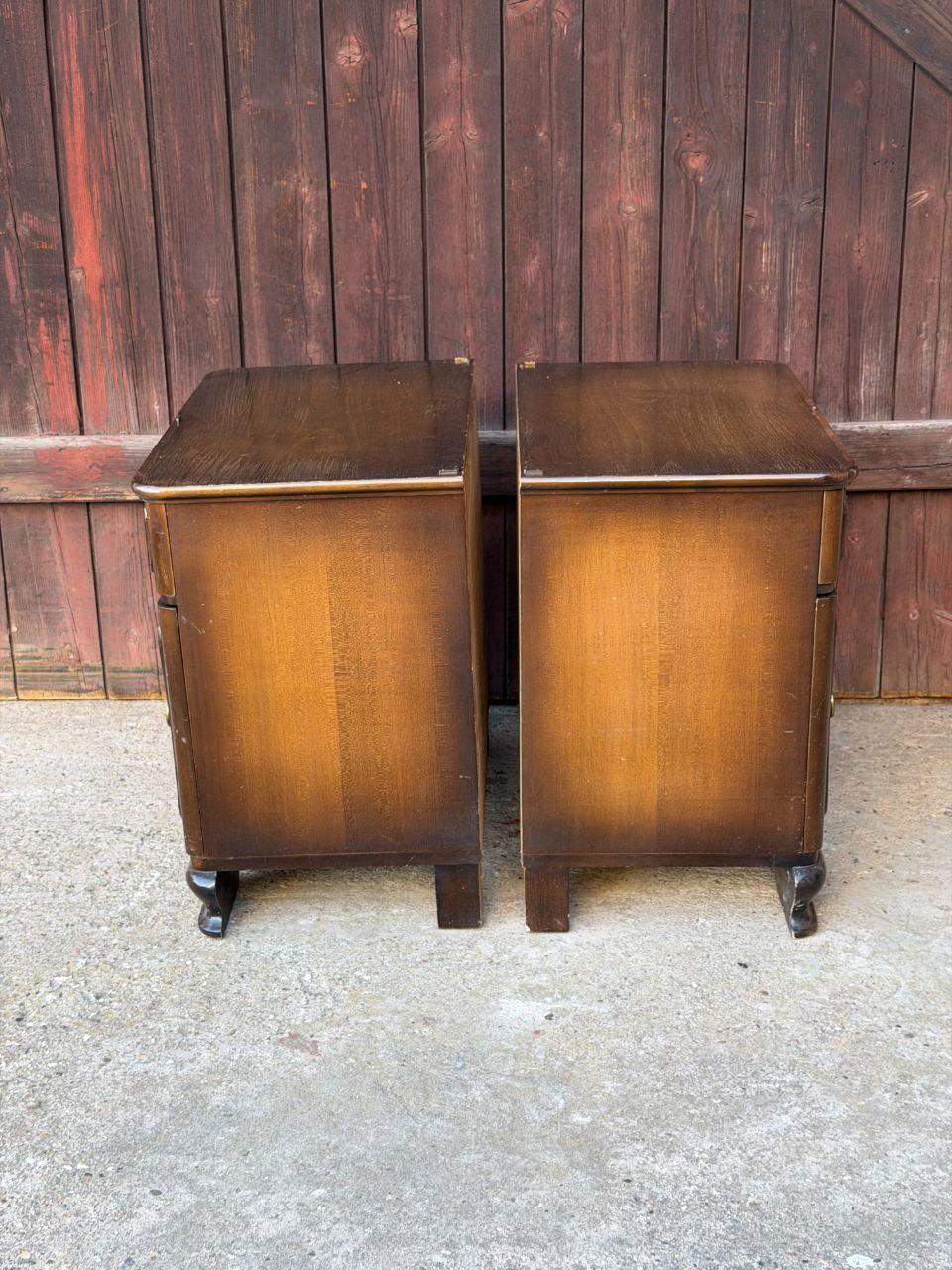 Set von 2 Vintage Nachttisch aus Nussbaum mit Messing-Ringgriffen
