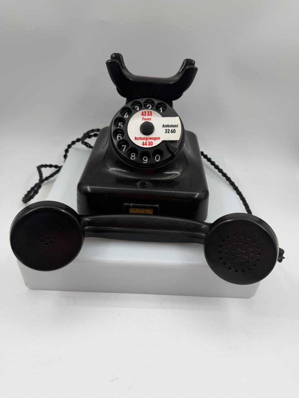Vintage Bakelit Wählscheibentelefon, Deutschland, 1960er Jahre