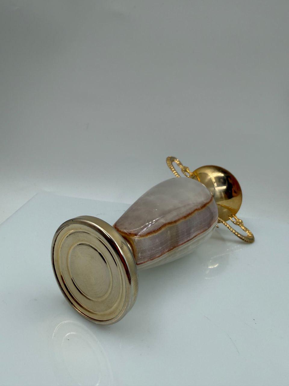 Vintage Vase Amphora Onyx und Messing 16cm mit Drachenhenkeln
