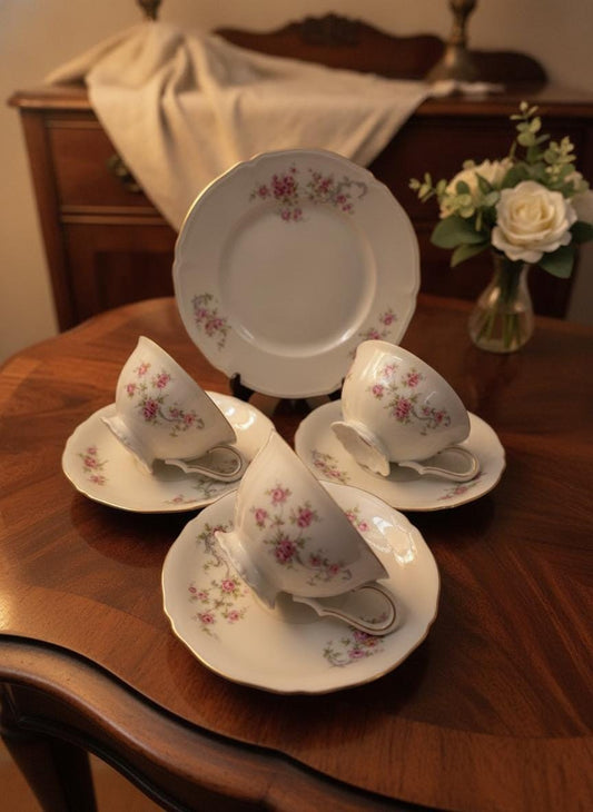 Vintage Tee-Trio-Set von Hutschenreuther, Rosen-Dekor mit Goldrand