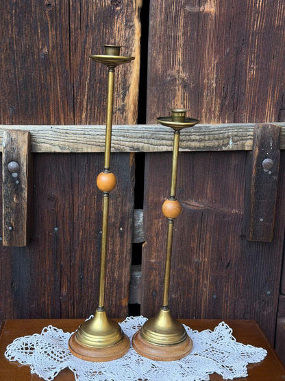 Set von 2 Vintage Kerzenständer aus Messing und Holz