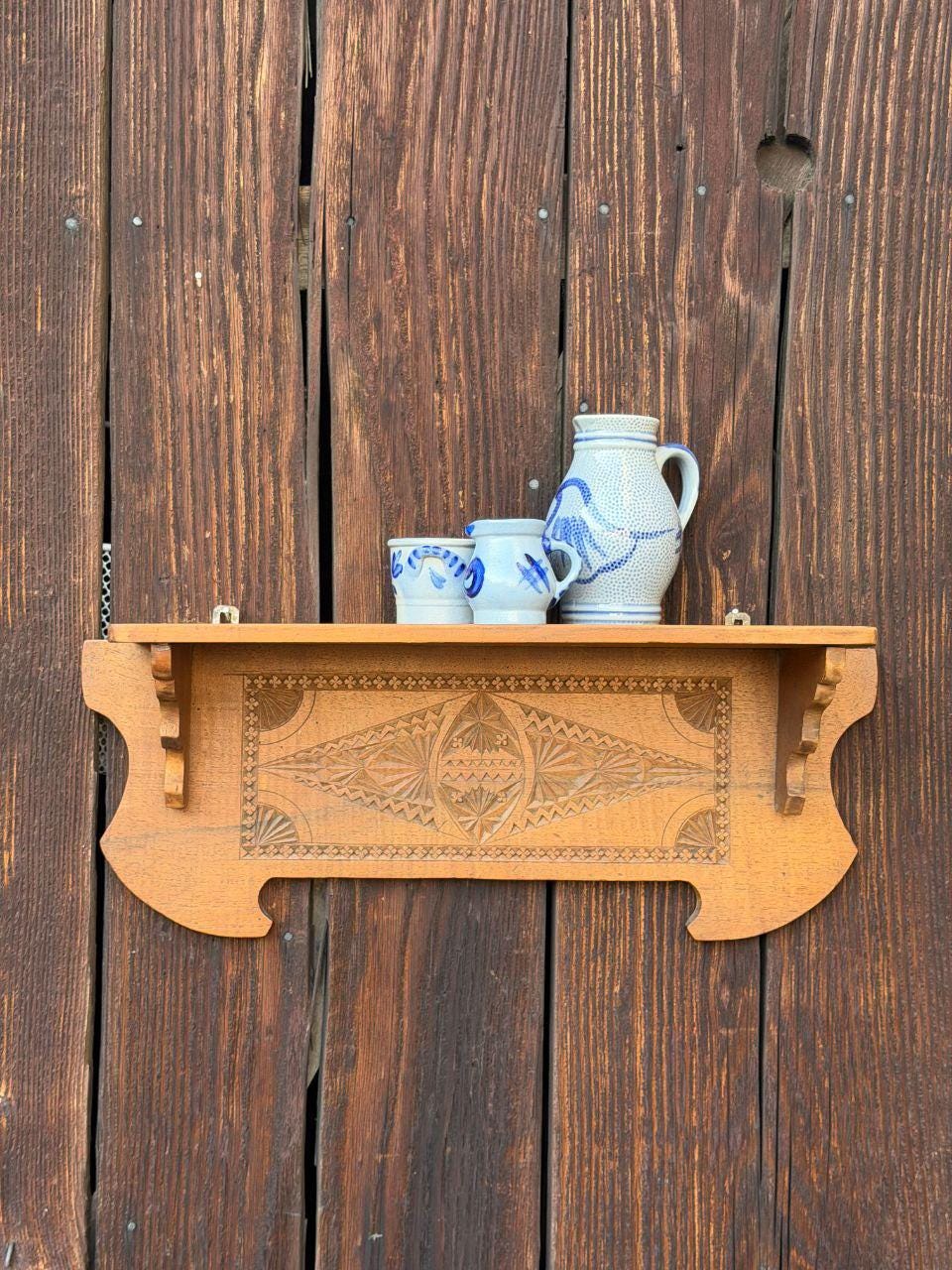 Vintage Wandregal handgeschnitzt, Folk Art Holz