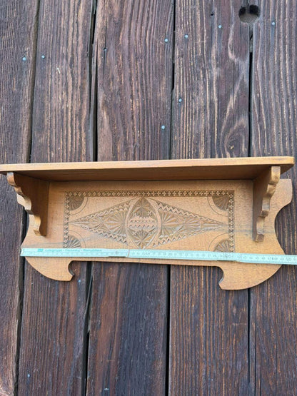 Vintage Wandregal handgeschnitzt, Folk Art Holz