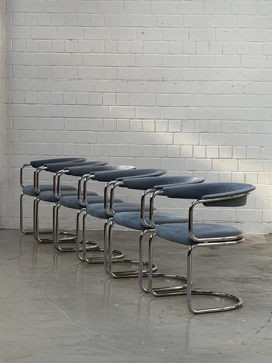 Vintage Freischwinger im Stil von Giotto Stoppino, Alcantara Blau