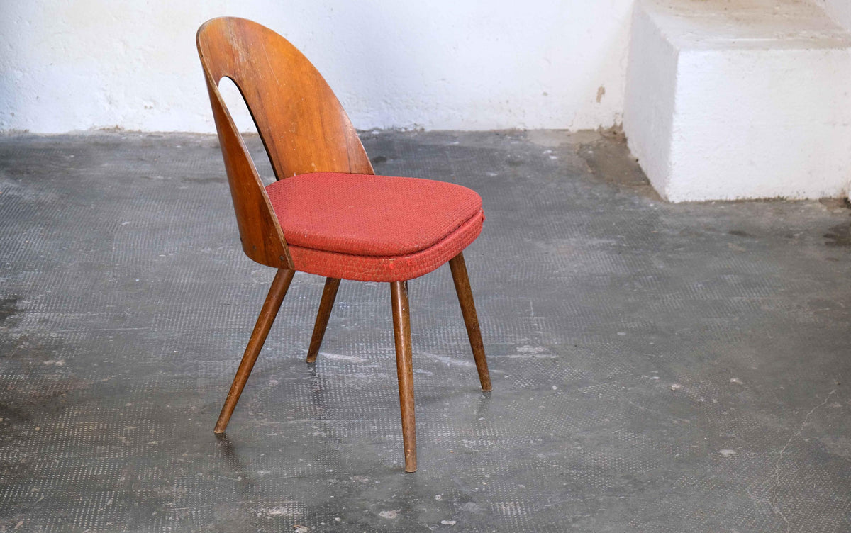 Vintage Esszimmerstuhl von Antonin Suman