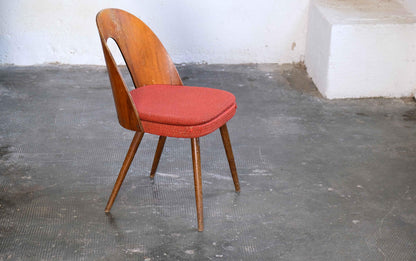 Vintage Esszimmerstuhl von Antonin Suman