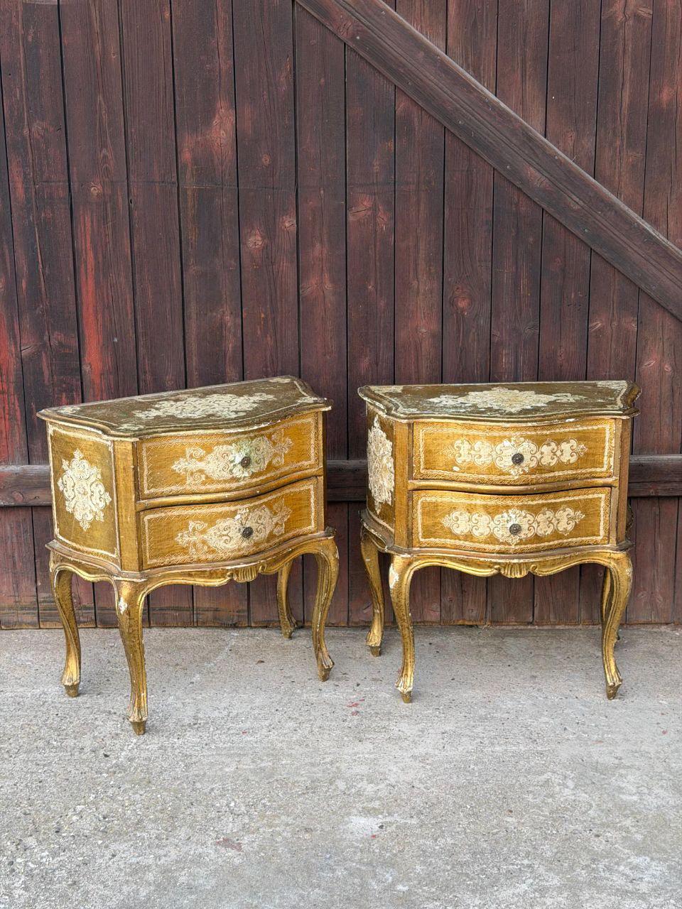 Set von 2 Vintage Nachttische Florentiner Barock, vergoldet