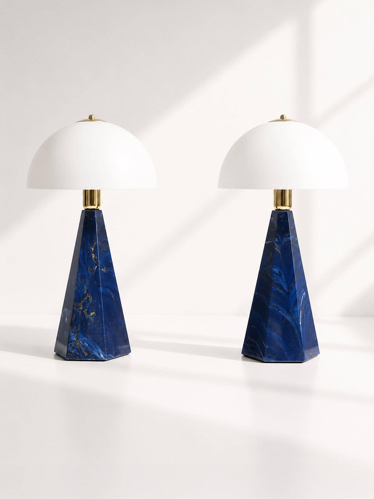 Set von 2 Vintage Tischlampen "Prisma" aus Marmor und Opalglas
