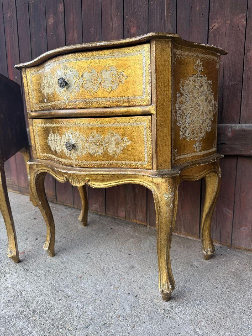 Set von 2 Vintage Nachttische Florentiner Barock, vergoldet