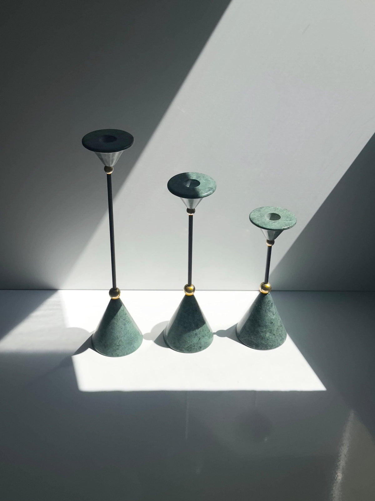 Set von 3 Vintage Kerzenständer von Christian de Beaumont, Marmor und Messing