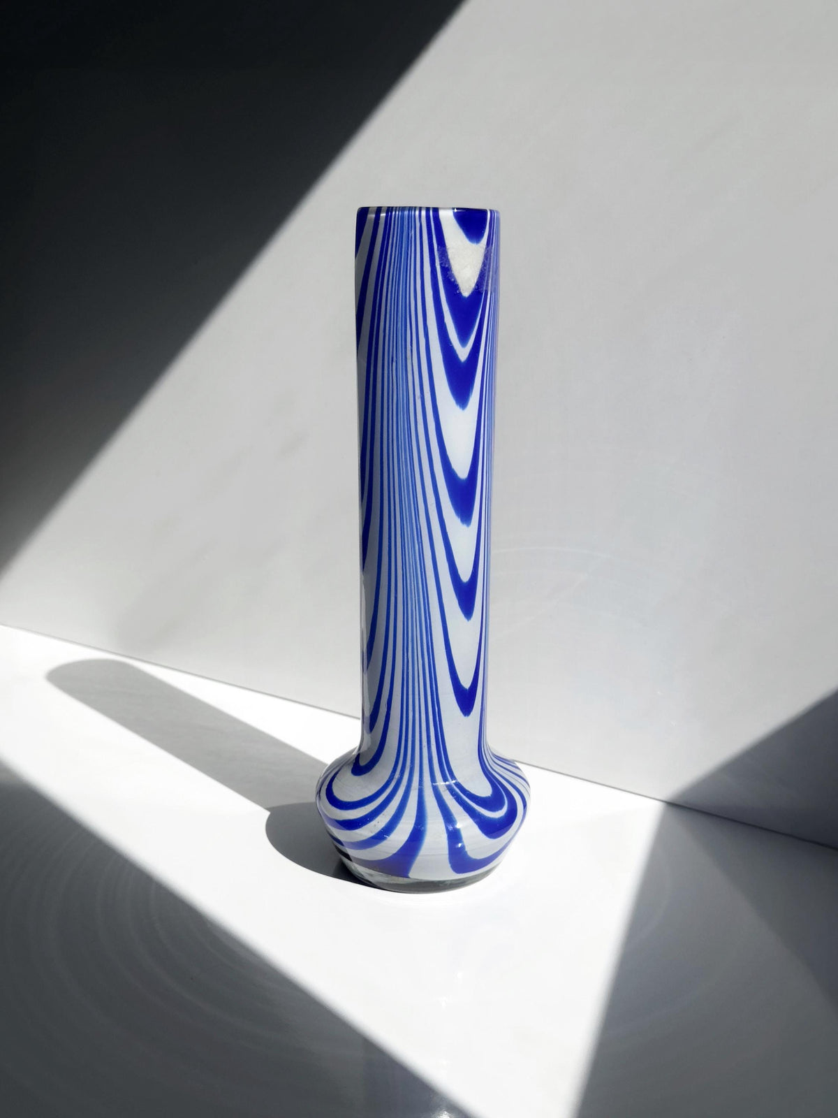 Vintage Vase von Carlo Moretti, kobaltblau-weiß, Italien 1970er