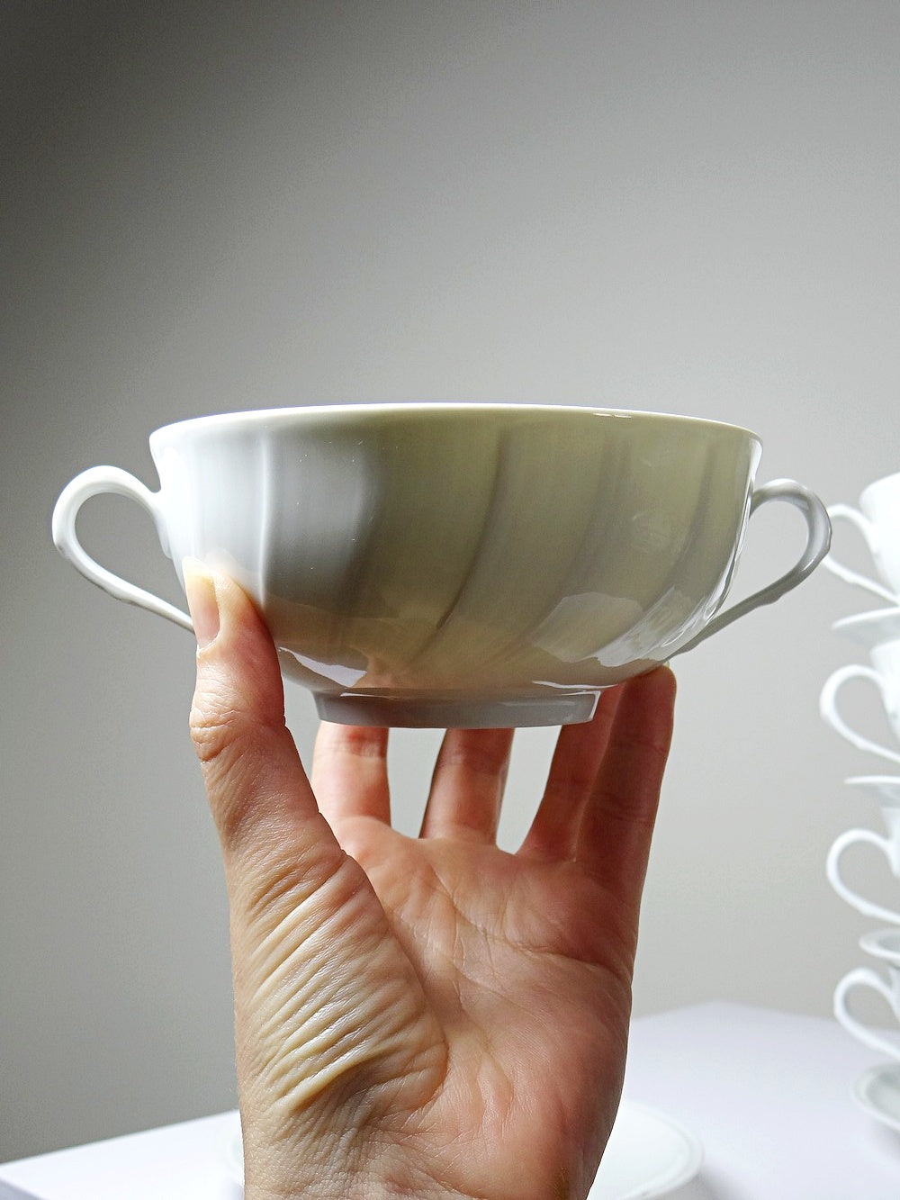 Set von 5 Vintage Tasse "Palm" von Bernardaud, zwei Henkel