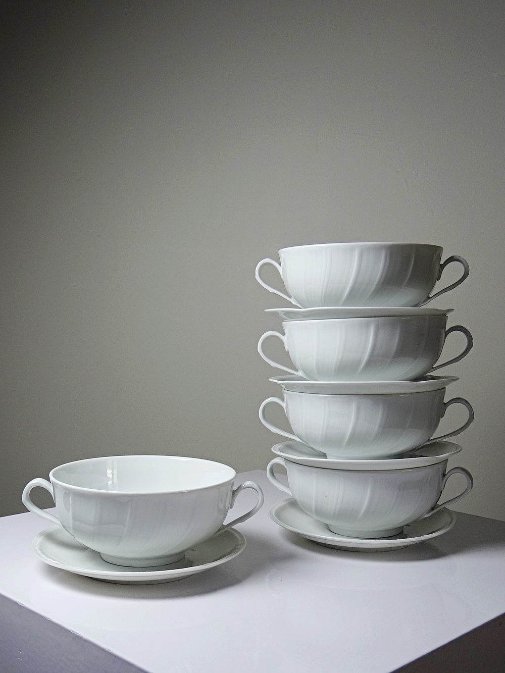 Set von 5 Vintage Tasse "Palm" von Bernardaud, zwei Henkel