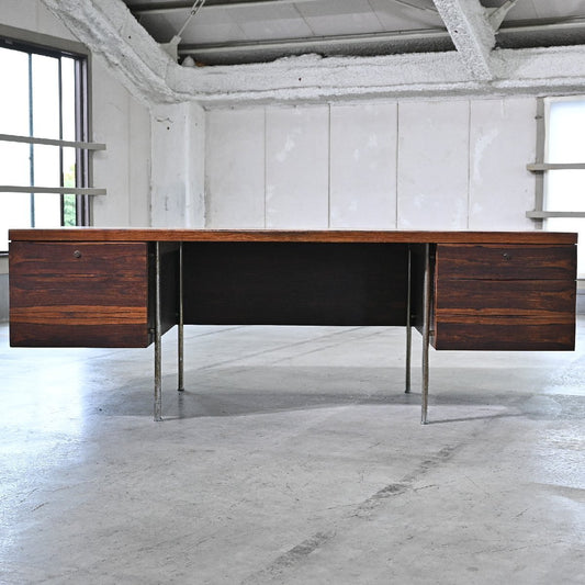 Vintage Schreibtisch Brasilianisches Rosenholz von KOKUYO