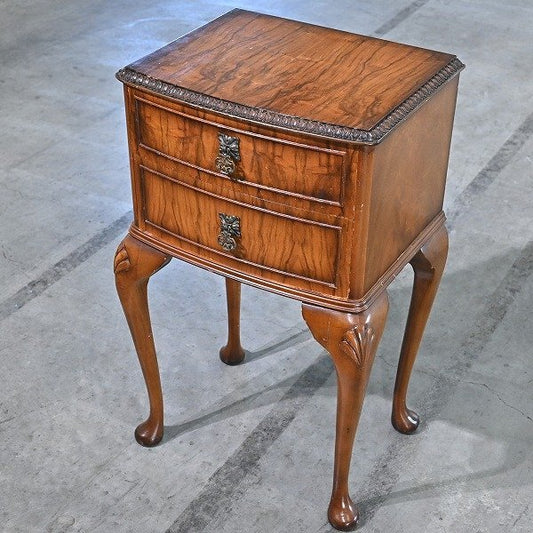 Vintage Sideboard Queen Anne von unbekannt für unbekannt
