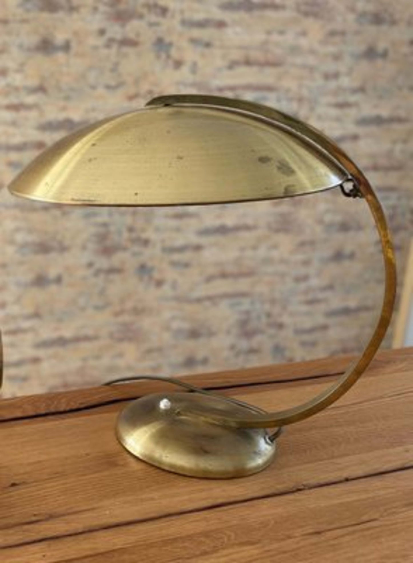 Vintage Bauhaus Tischlampe von Egon Hillebrand für Hillebrand Lighting, Messing Gold