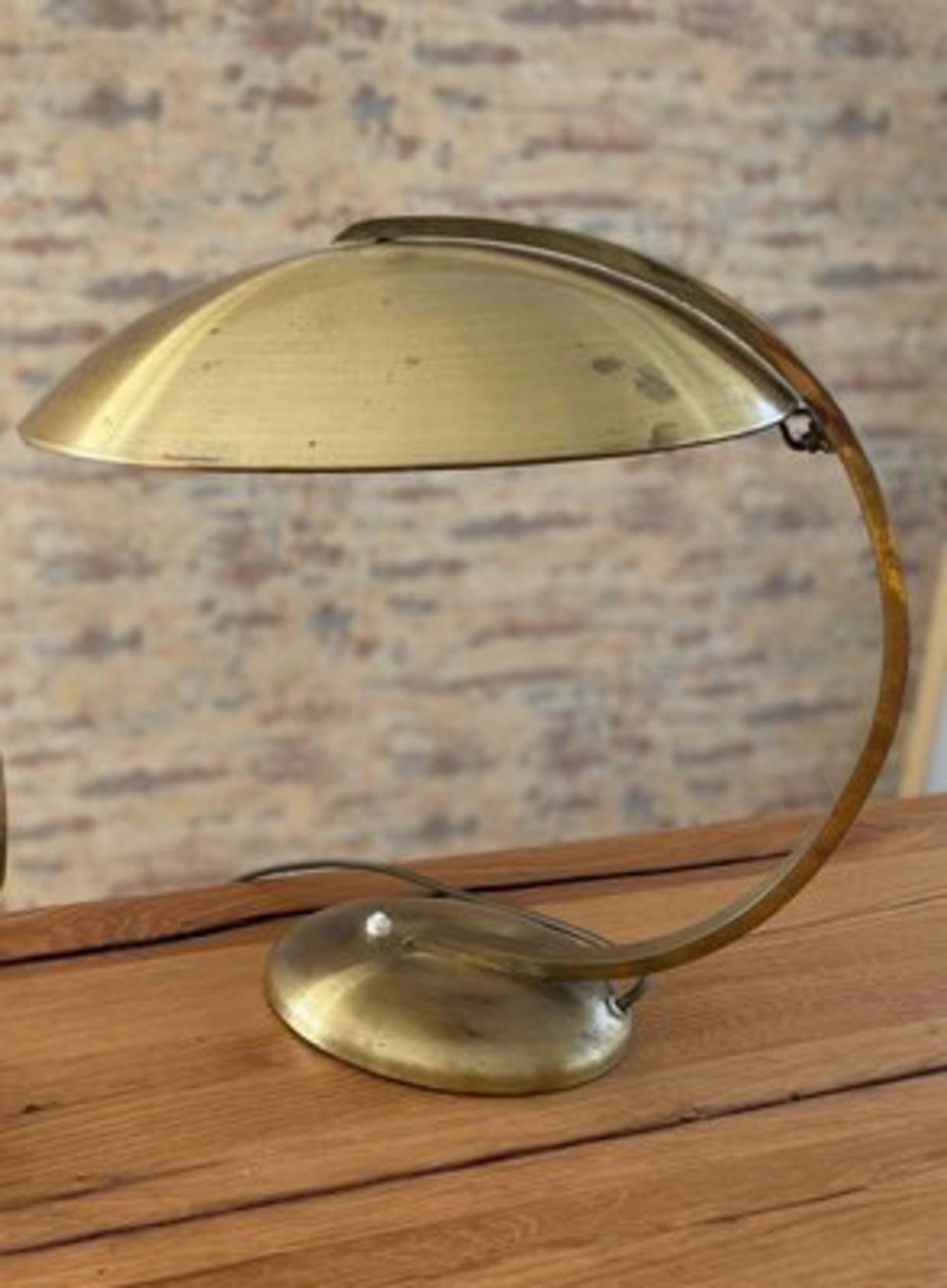 Vintage Bauhaus Tischlampe von Egon Hillebrand für Hillebrand Lighting, Messing Gold