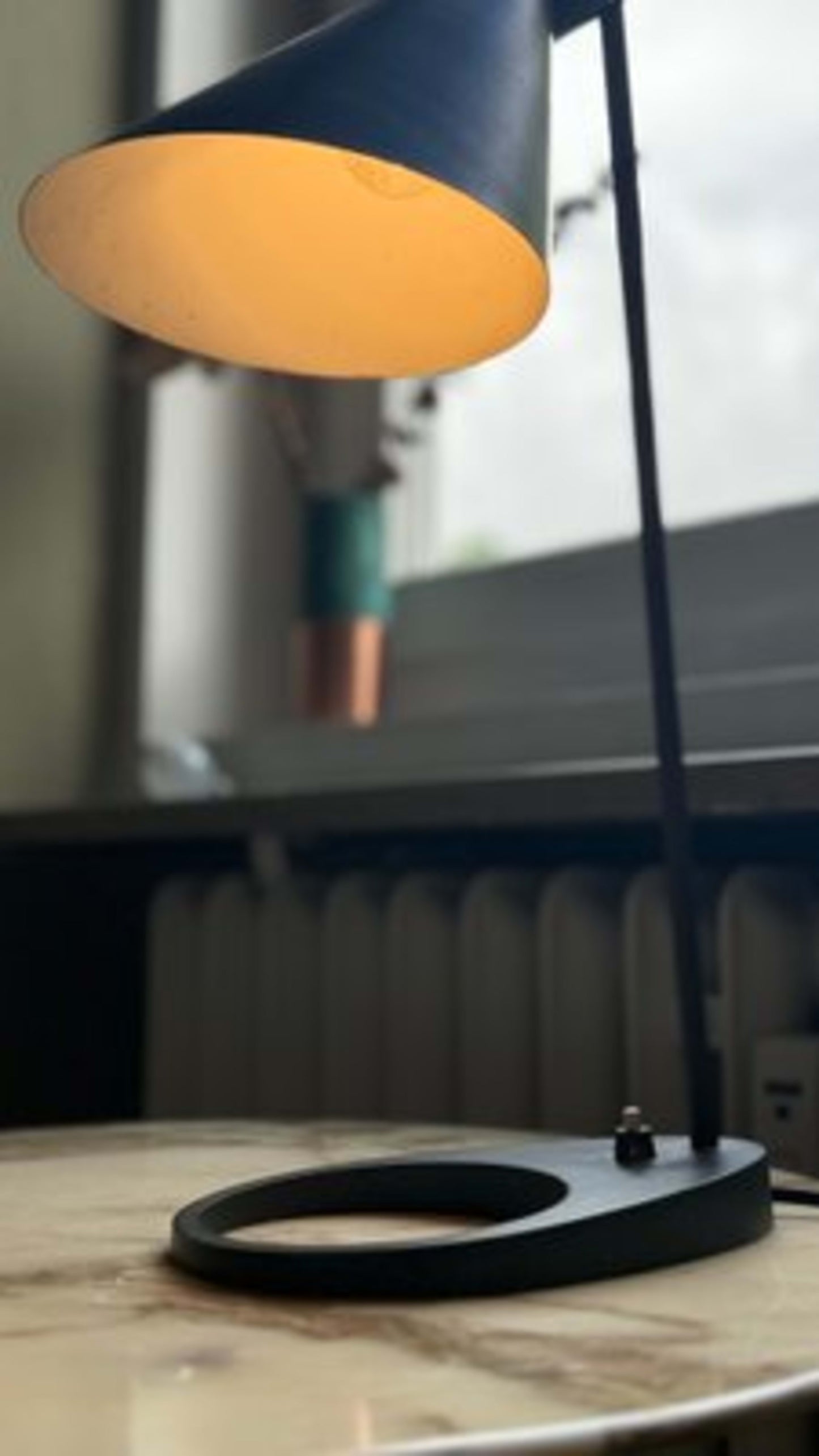 Vintage Tischlampe AJ von Arne Jacobsen für Louis Poulsen Braun Grau