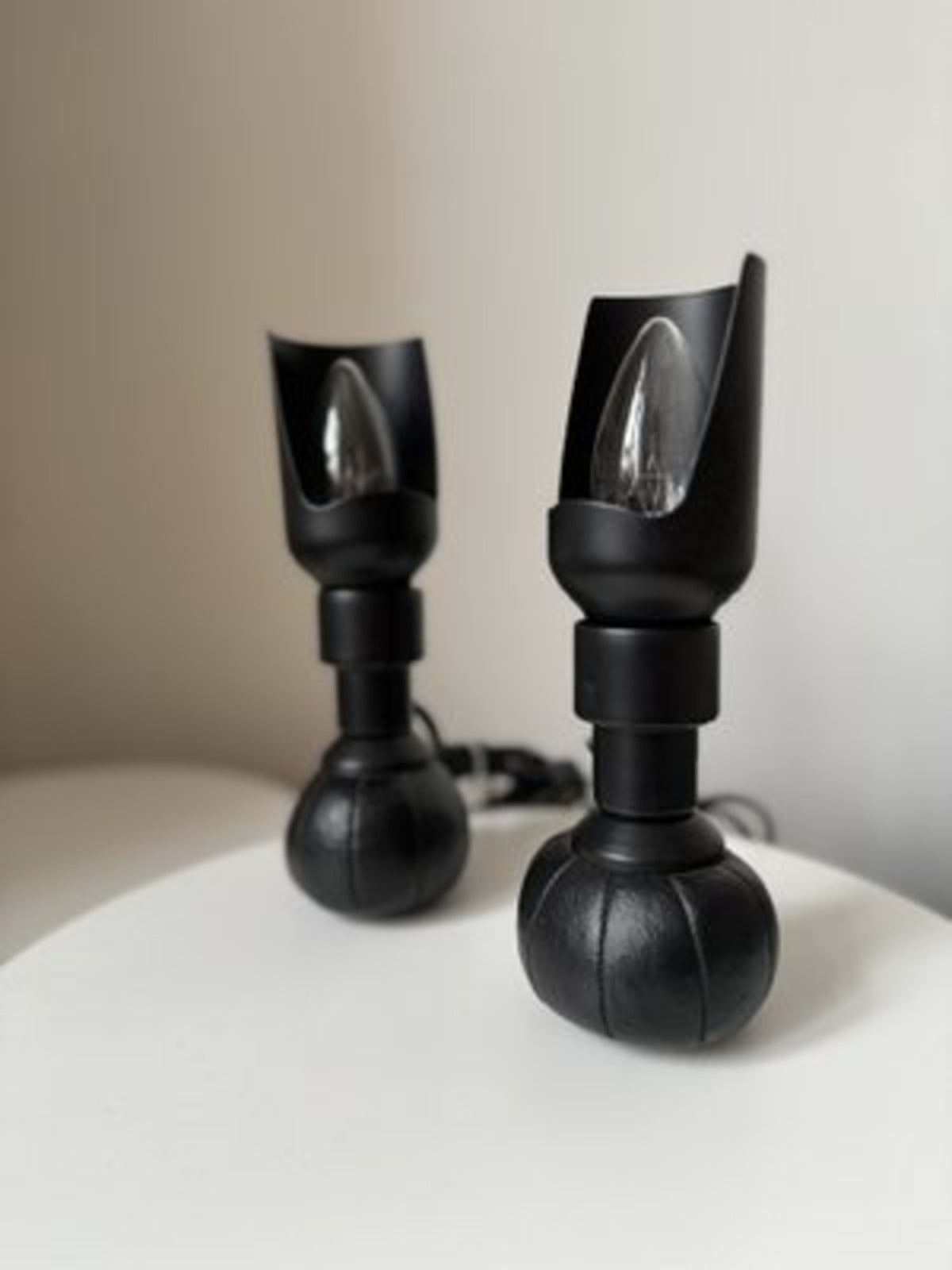 Vintage Tischlampe P600 von Gino Sarfatti für Arteluce, schwarz, Set von 2