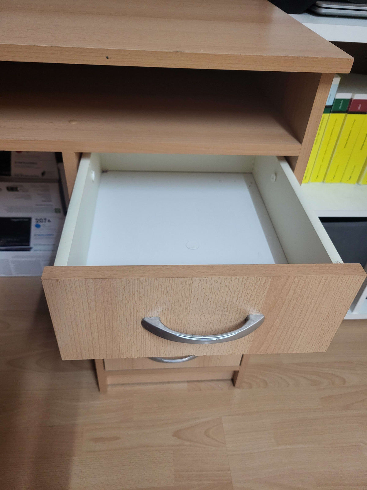 Schreibtisch aus Holz Pre-Loved