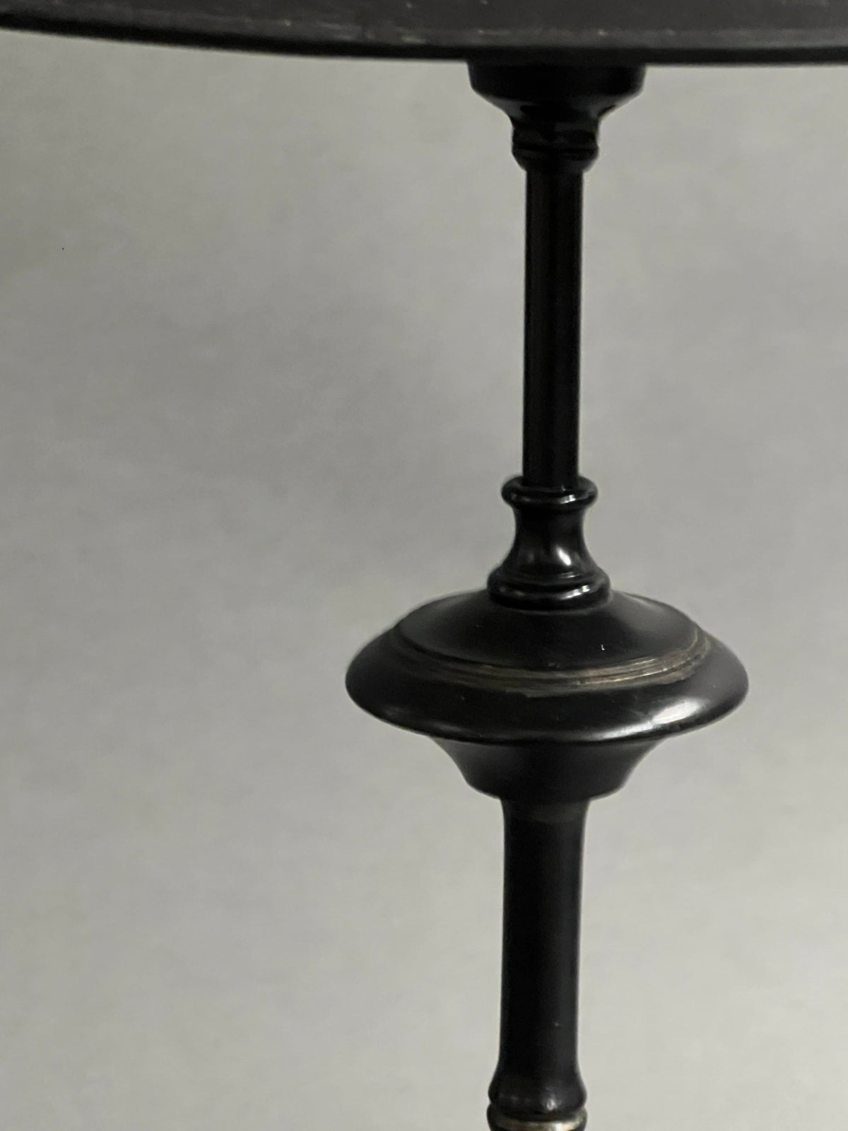 Vintage Tischlampe mit Schirm