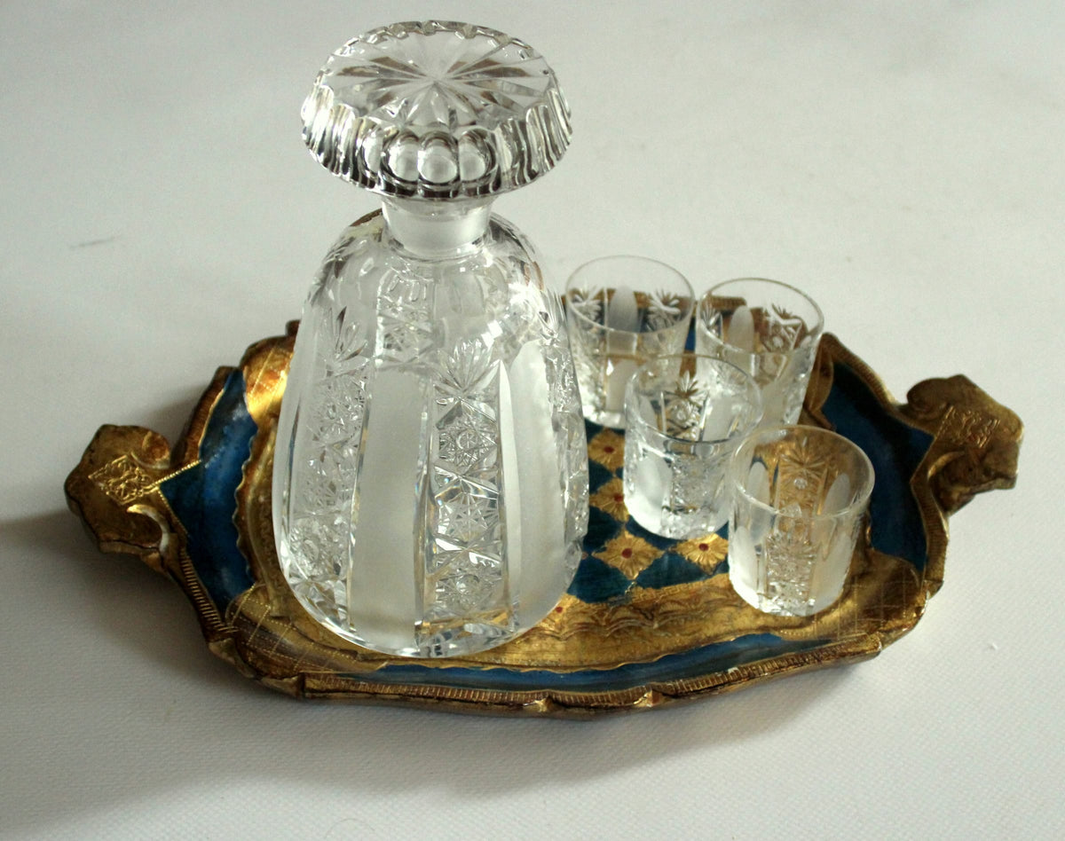 Vintage Karaffen-Set mit 5 Likörgläsern und Florentiner Tablett, Böhmen
