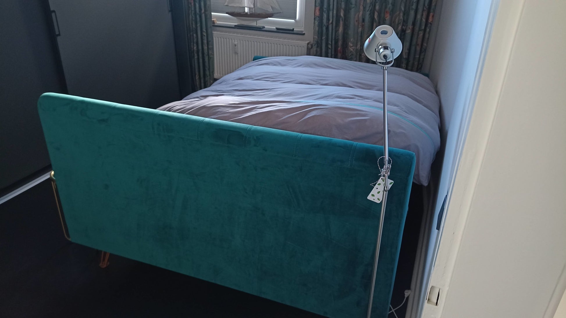 Bett Dreamline von Hasena mit Premiummatratze von Schramm wie neu Höhe 23 cm