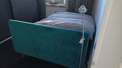 Bett Dreamline von Hasena mit Premiummatratze von Schramm wie neu Höhe 23 cm