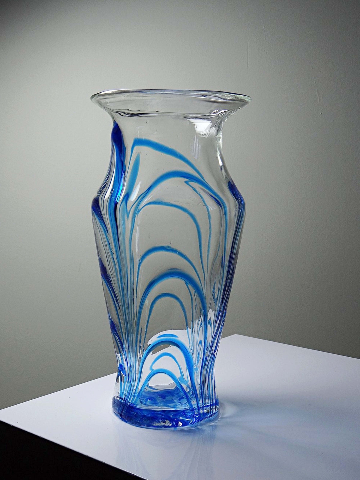 Vintage Vase aus Muranoglas blau-transparent, Italien 1960-70er