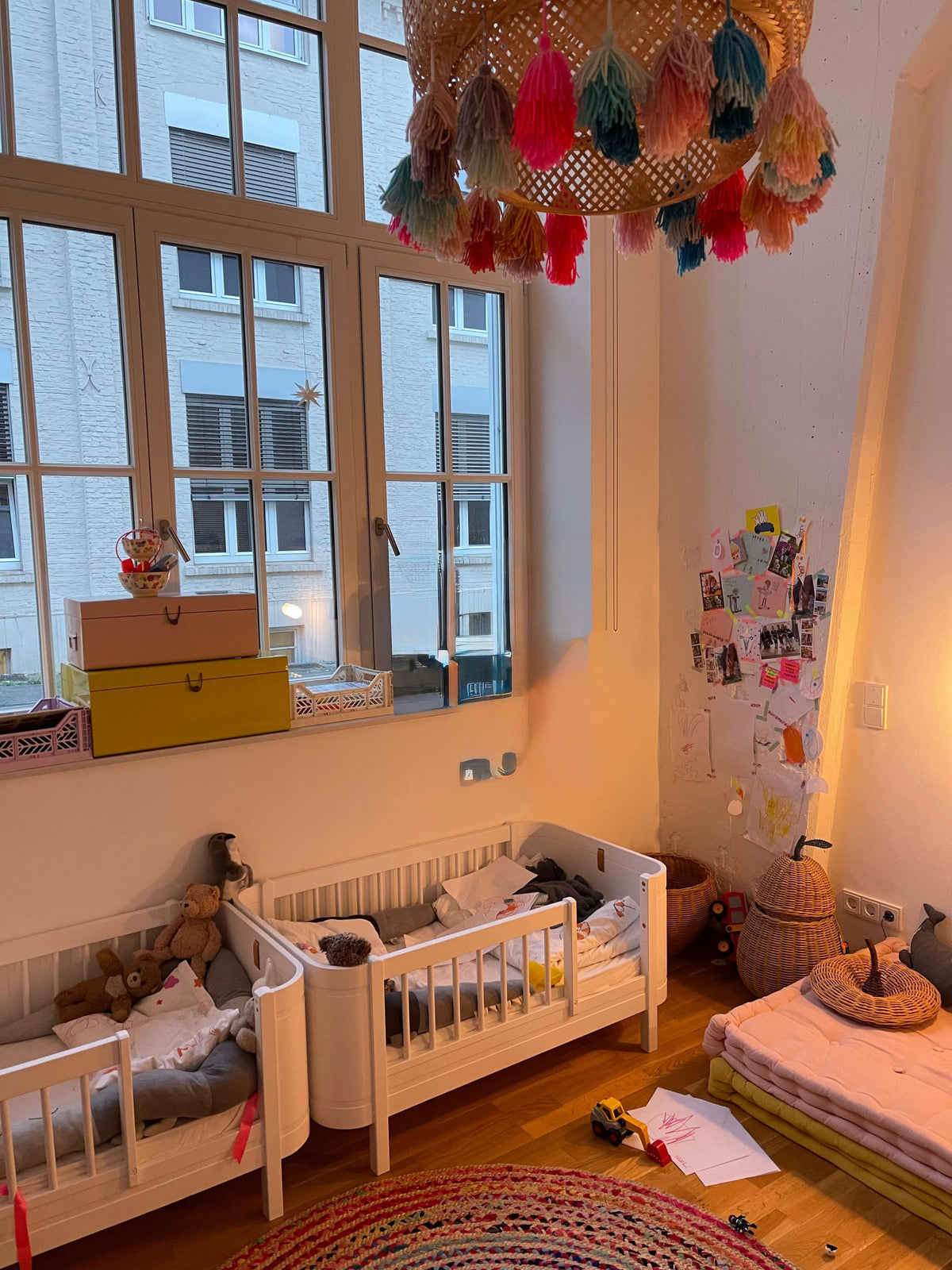 Babybett und Kinderbett "Wood Mini+" mit Hochbett-Erweiterung von Oliver Furniture