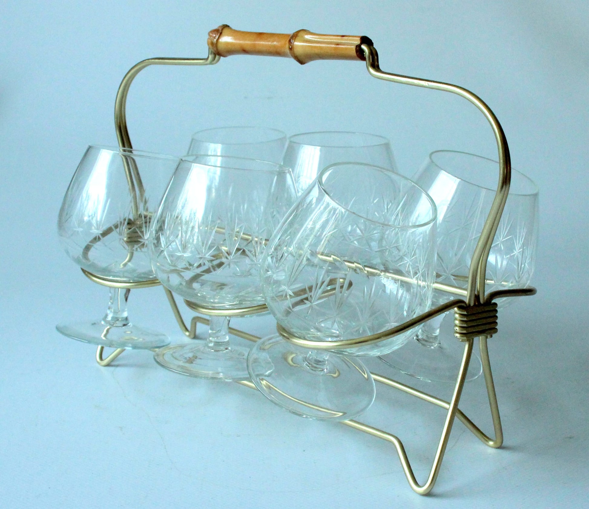 Set von 6 Vintage Cognacgläsern im Messingständer
