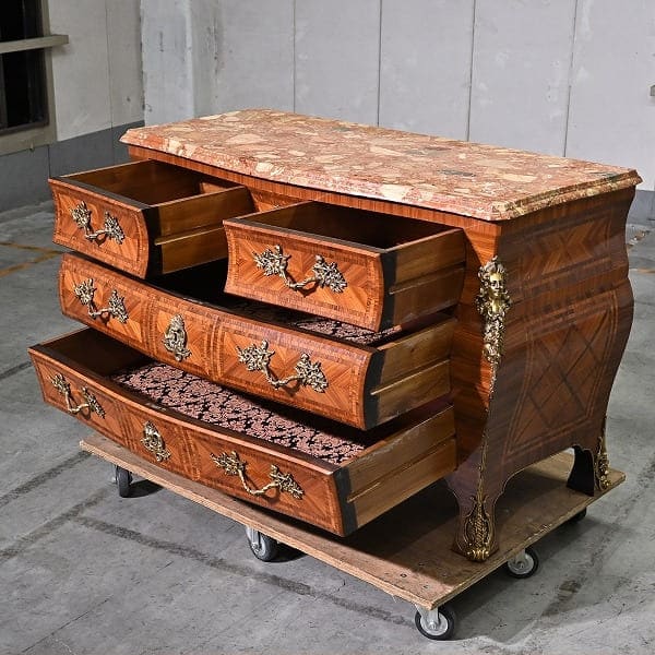 Vintage Kommode aus Frankreich, Rosenholz, klassisch, einzigartig