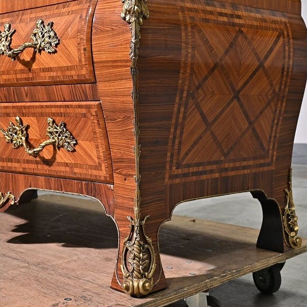 Vintage Kommode aus Frankreich, Rosenholz, klassisch, einzigartig