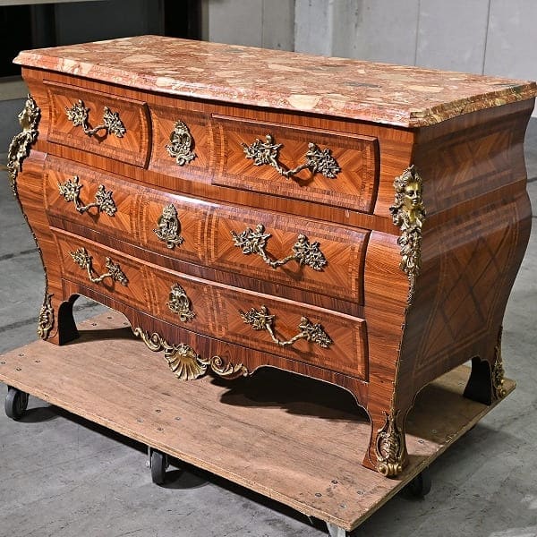 Vintage Kommode aus Frankreich, Rosenholz, klassisch, einzigartig