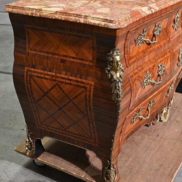 Vintage Kommode aus Frankreich, Rosenholz, klassisch, einzigartig