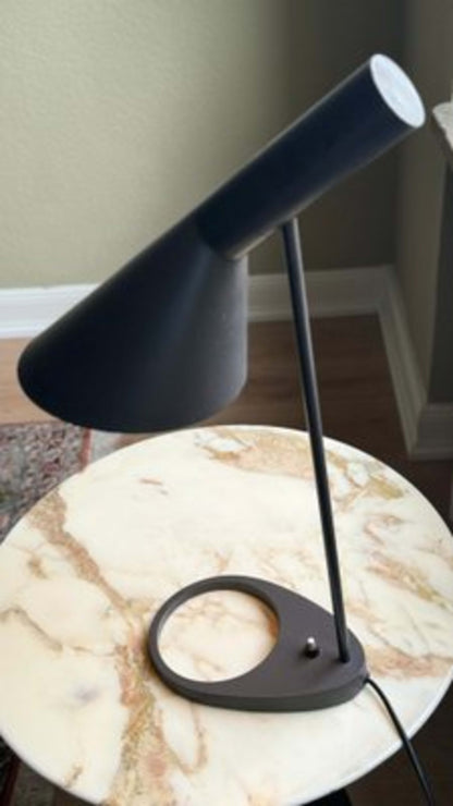 Vintage Tischlampe AJ von Arne Jacobsen für Louis Poulsen Braun Grau