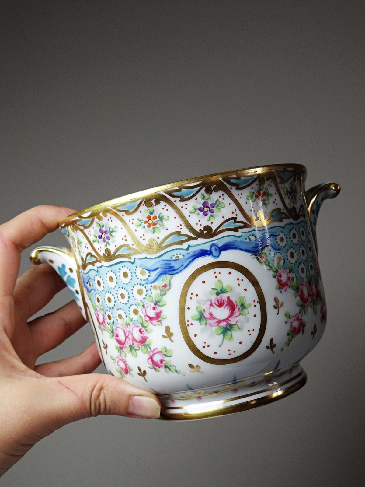 Vintage Porzellan-Übertopf von M. Carpezat Limoges, handbemalt, Art Nouveau