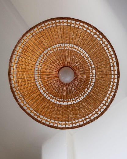 Lampe panier vintage chromée design Space Age milieu du siècle Italie années 1970 lumière chaude