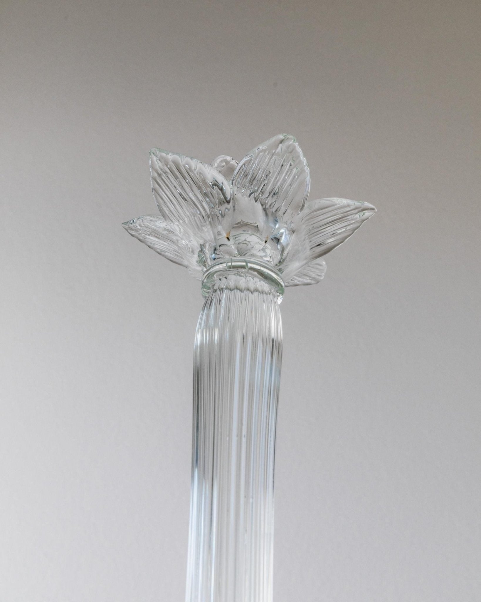 Vintage Kerzenhalter aus Murano Glas, Blütenkopf, gerippt, Italien 1930er, Dekoration