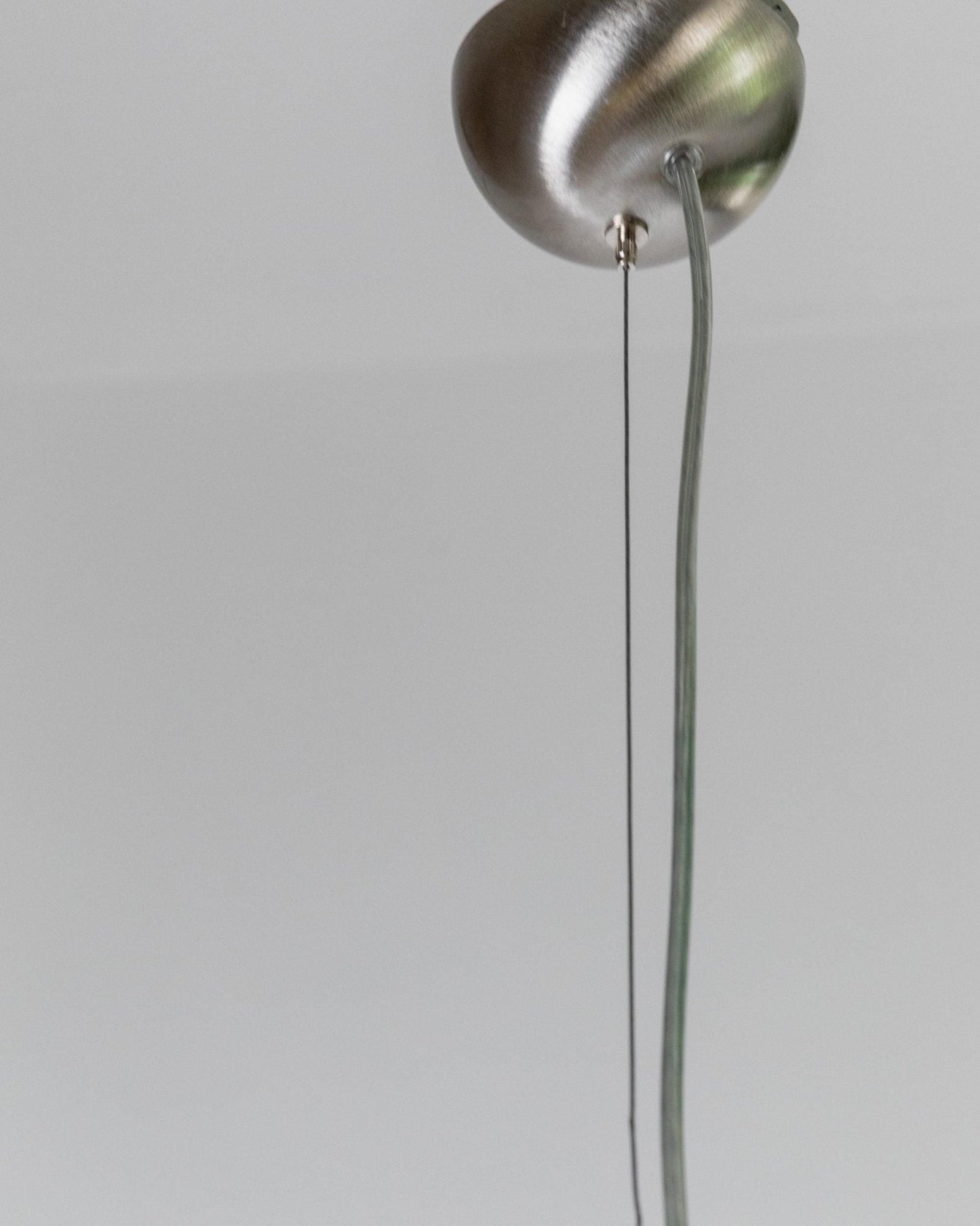 Plafonnier vintage en verre de Murano blanc, bord noir, acier inoxydable, Italie, années 1970