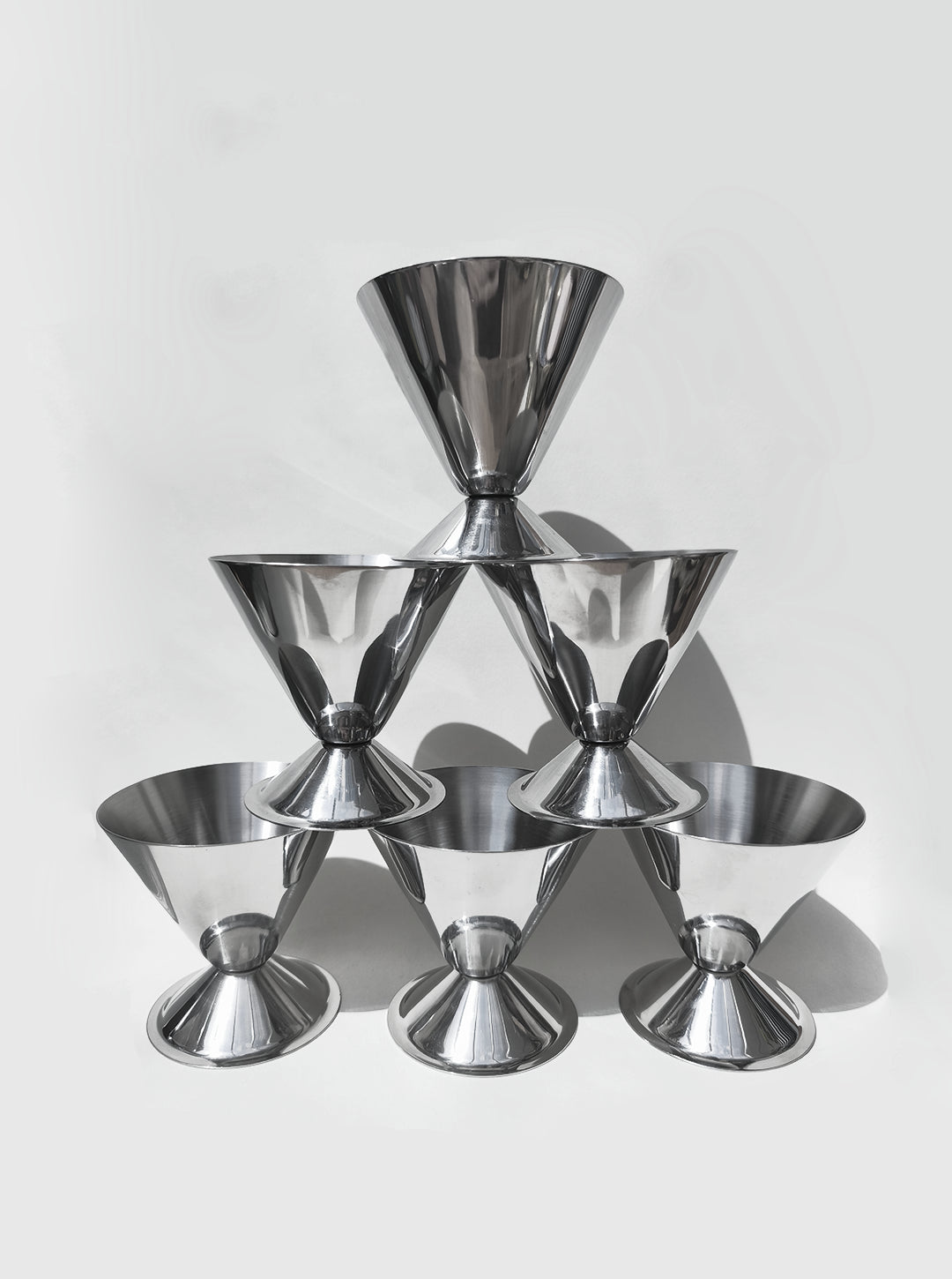 Vintage Becher Set von 6 konisch