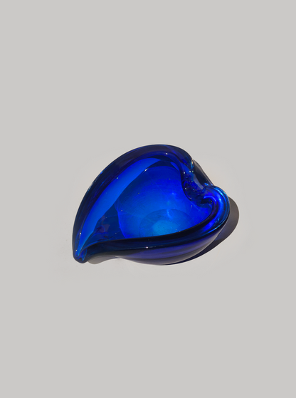 Vintage Aschenbecher aus Glas, skulptural, Blau
