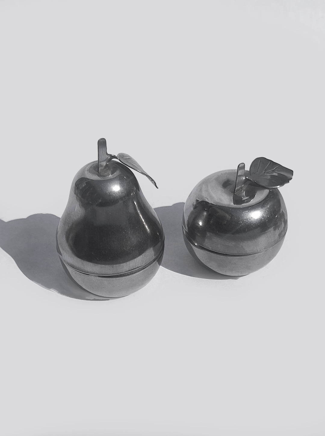 Set von 2 Vintage Deko-Dosen "Apfel und Birne"