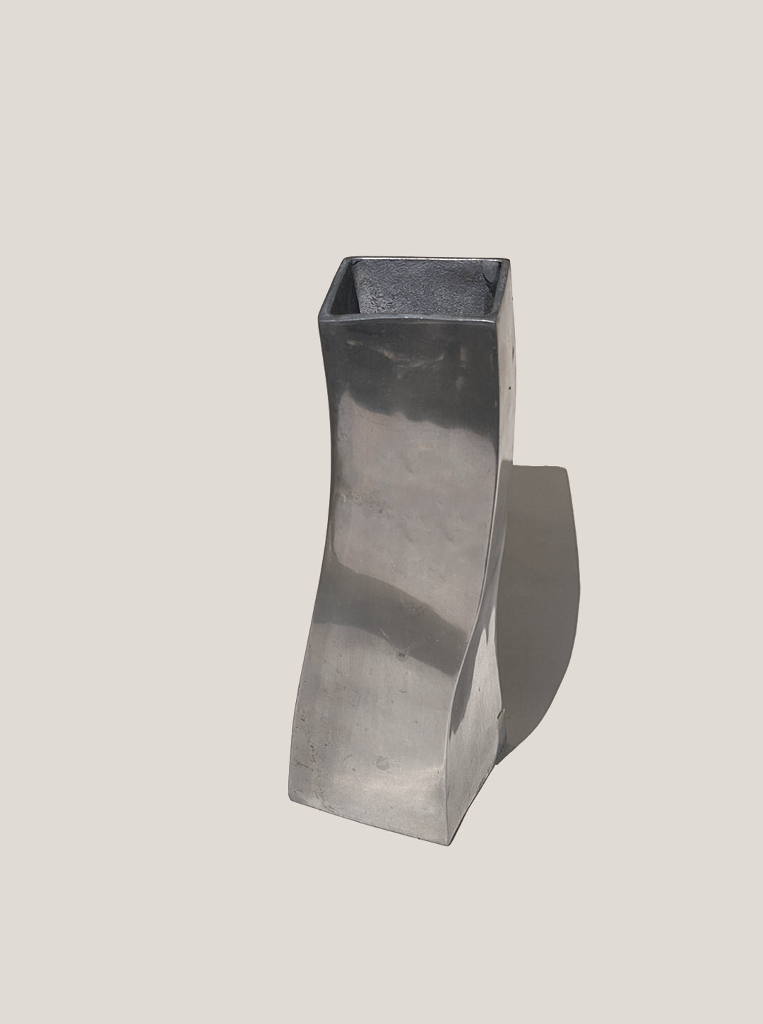 Vintage Vase "Wavy" aus Metall