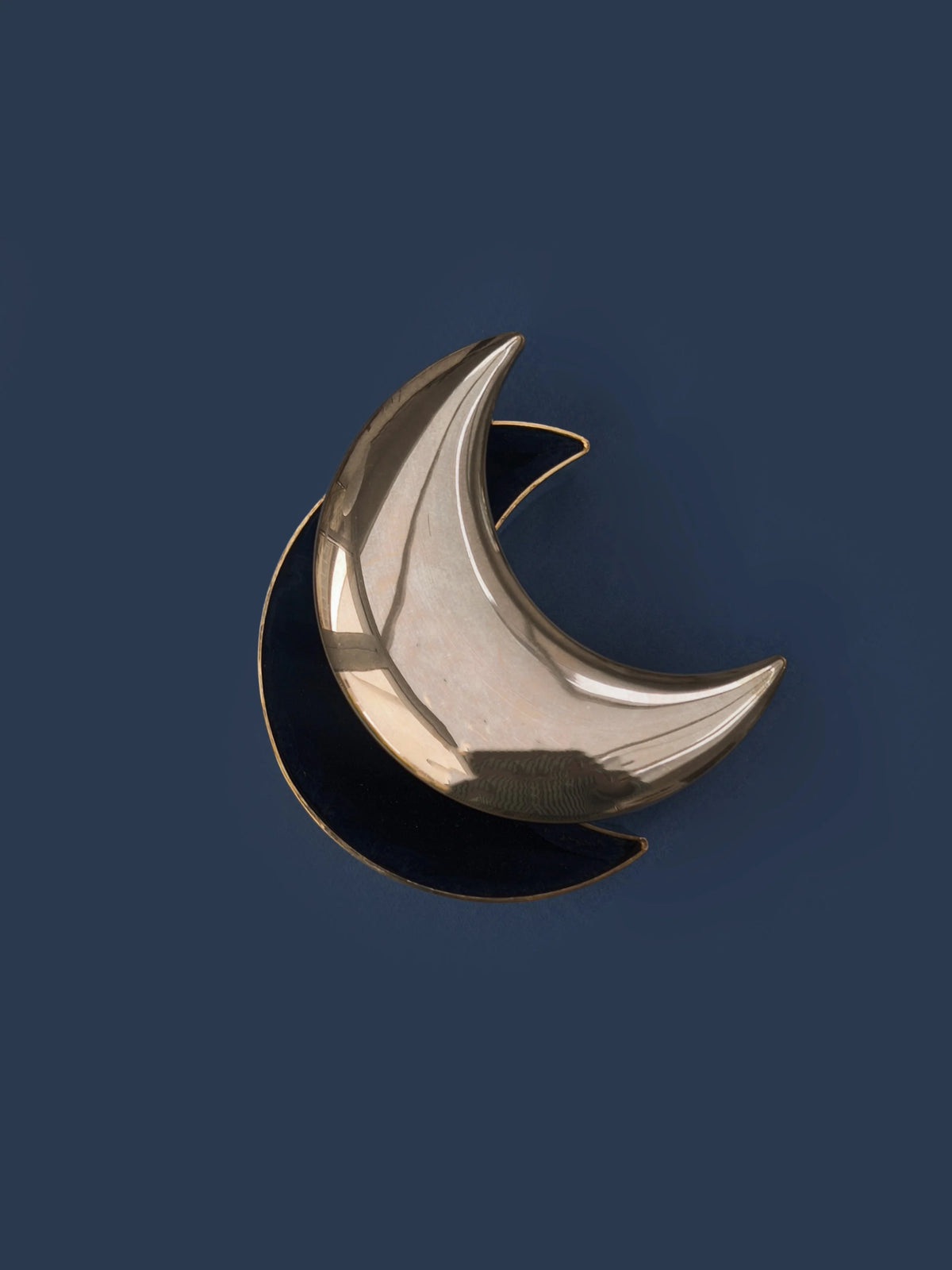 Vintage Dose "Moon Silver Box" in Halbmondform aus Metall